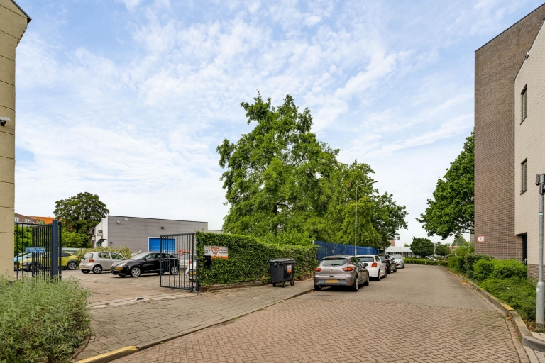 Ernst Casimirstraat 13, Roermond foto 2